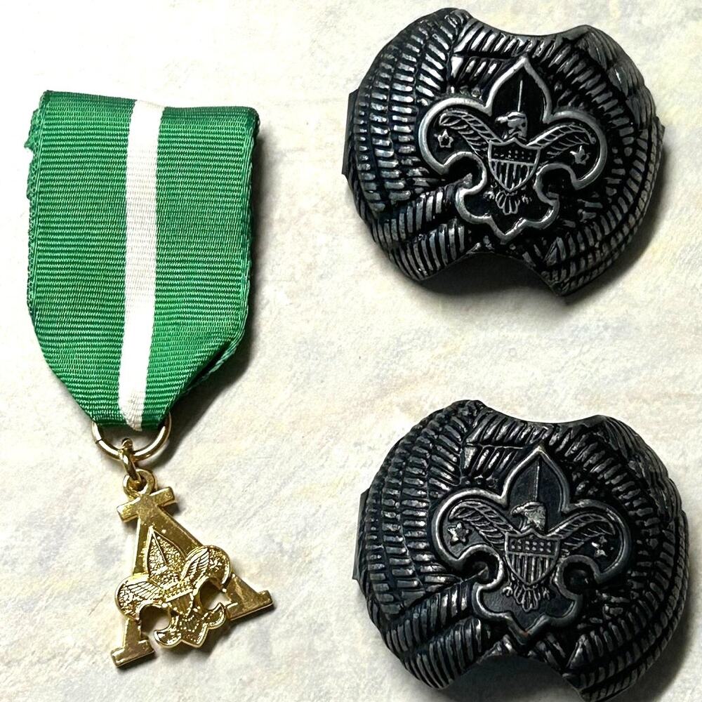 Vintage Boy Scout Training Award and 2 Neckerchief Scarf Tie‎ Memorabilia